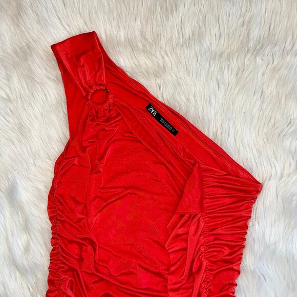 ZARA Asymmetric One Shoulder Draped Ruffle Bodycon Midi Dress in Red - Picture 7 of 11